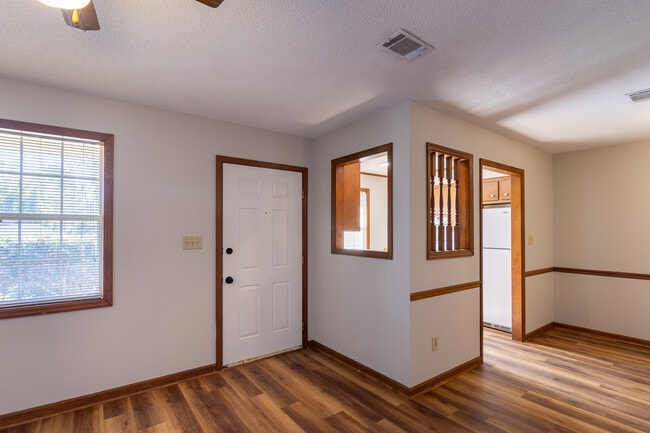 Photo - 123 Charlotte Ave