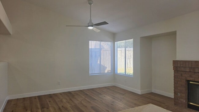804 Napa St