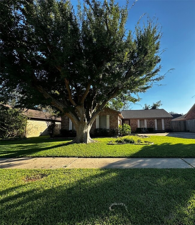 Photo - 22227 Deville Dr