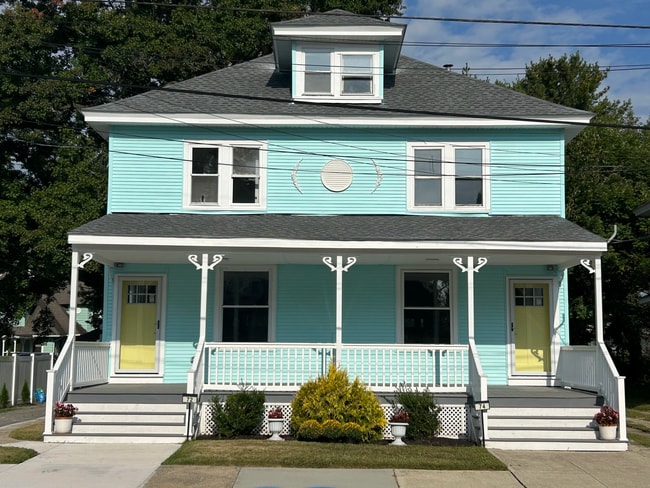 Fully renovated top to bottom - 72 Delaware Ave