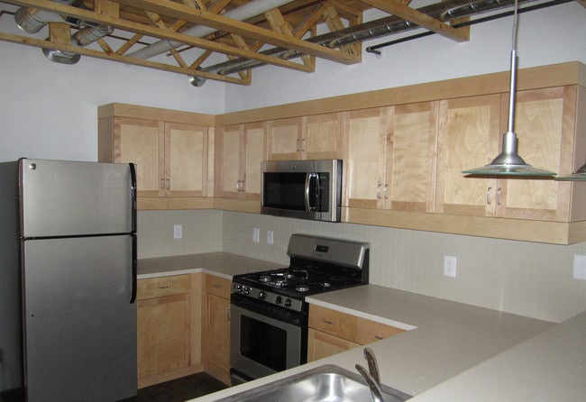 Photo - Amber Landing Townhouses and Lofts