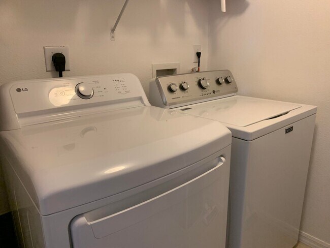 Photo - 6378 Emerald Dunes Dr Unidad 301