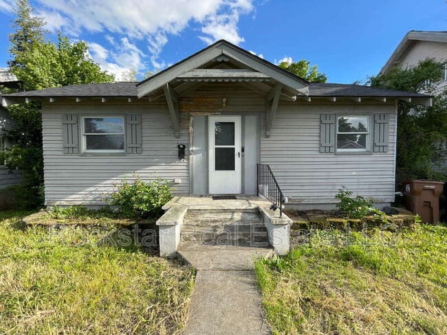 Building Photo - 2010 E Bridgeport Ave Rental