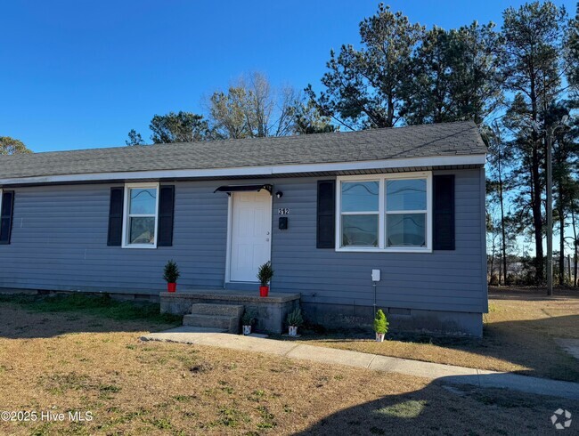 Building Photo - 312 Starling St Rental