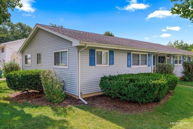 Photo - 1706 Willow St