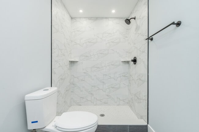 631 N Preston St Unit -1