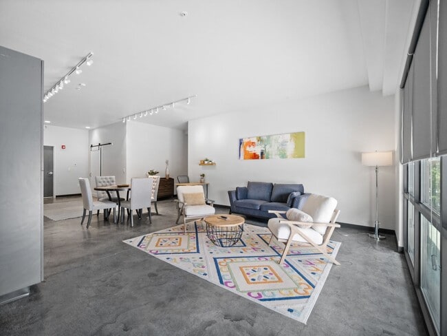 Photo - 3003 E 30th Ave Unit 3003 E 30th Ave  2