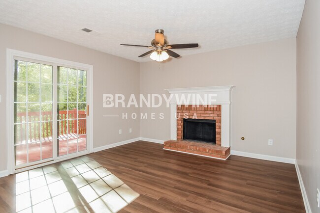 Photo - 215 Toulouse St