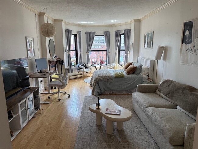 Building Photo - 160 Commonwealth Ave Unit 608