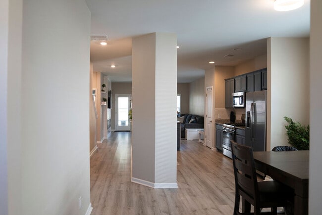 Photo - 114 Great Bend Dr