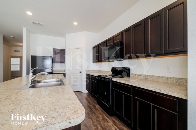 Photo - 343 Eaglecrest Dr