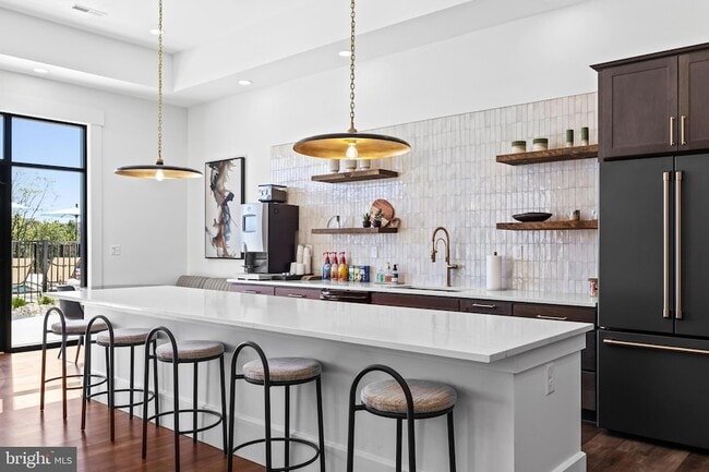 Photo - 2604 Maplewood Cir