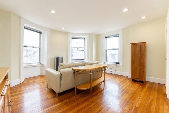 Photo - 41 Worcester Sq Condo Unit 5