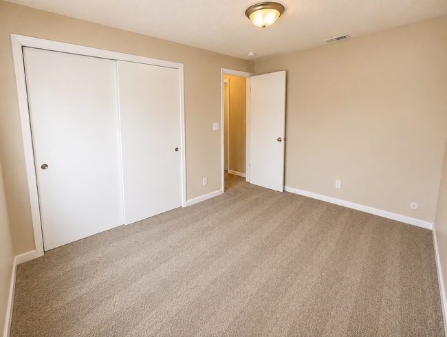 Photo - 4642 S Arlington Park Dr Unit 04