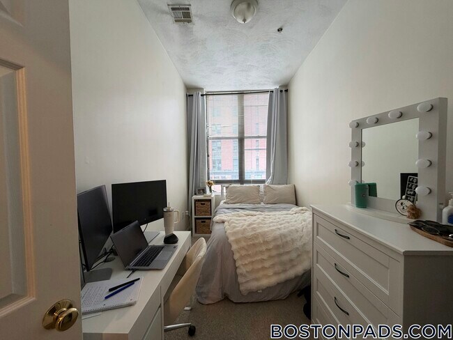 Photo - 81 Essex St Unit 22