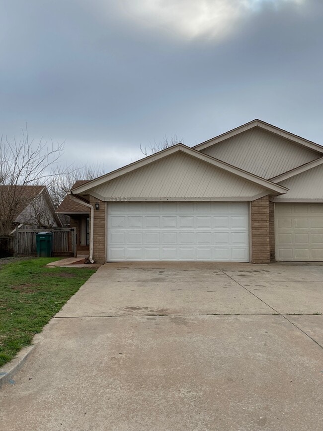 Photo - 12602 Abbotts Way