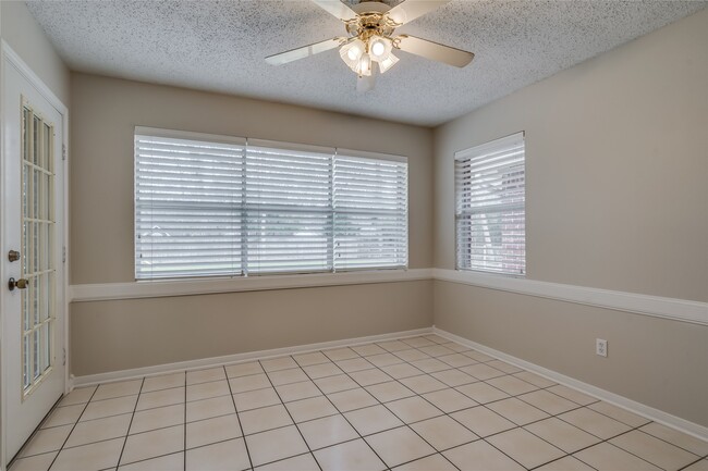 Photo - 2460 Pebblebrook Cir