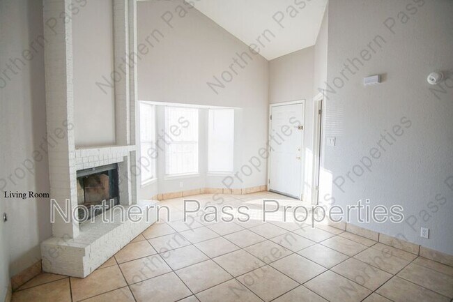 Photo - 10202 Niagara Falls Pl