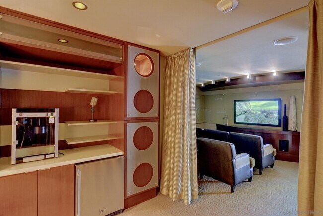 Photo - 1325 Pacific Hwy Condo Unit 1805