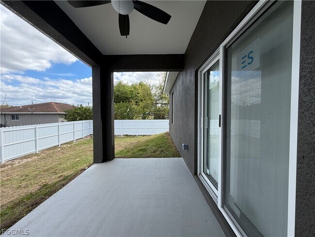 Photo - 721 Ivan Ave S