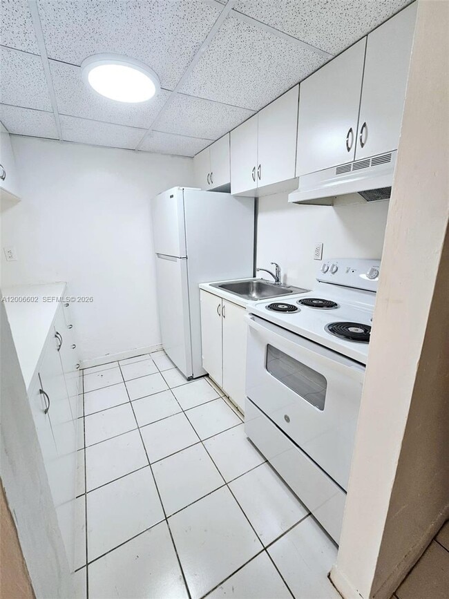 Building Photo - 251 NW 177th St Unit A-120