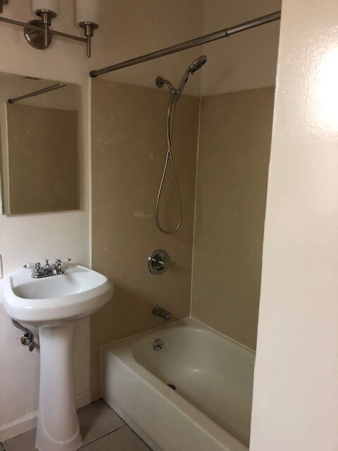 Photo - Greentree Apartments