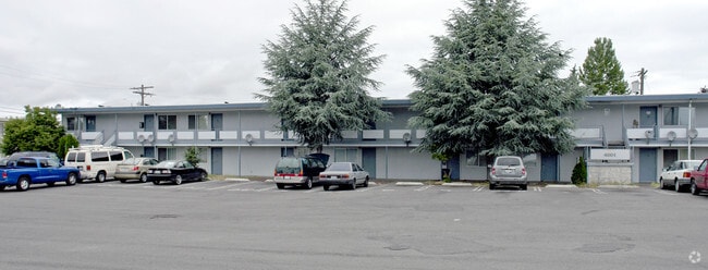 Building Photo - Twin Oaks - 4801 115th St Ct SW Lakewood, ... Rental