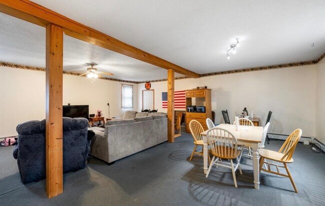 Photo - 92 Colby St Unit B