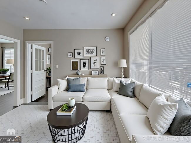 Building Photo - 1284 Westmont Rd SW