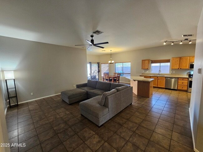 Photo - 4108 E Chambers St