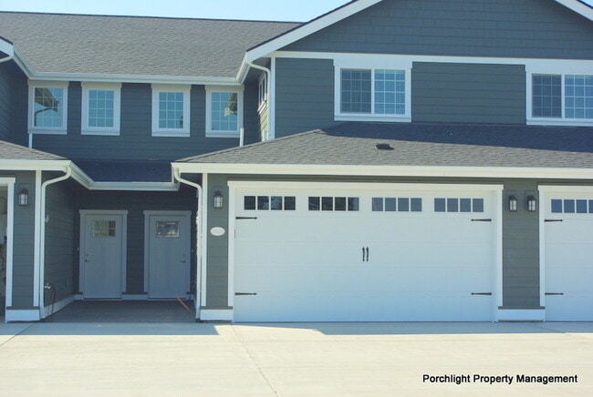 Building Photo - 2050 Andress Ln