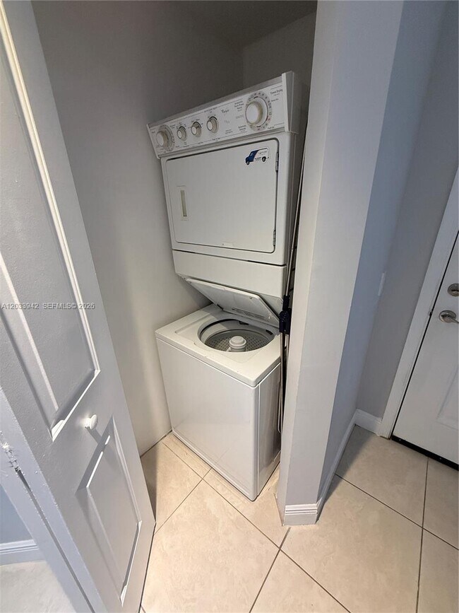 Photo - 480 NE 30th St Unit 1504