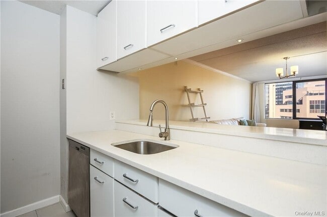 Photo - 4 Martine Ave Unit 904