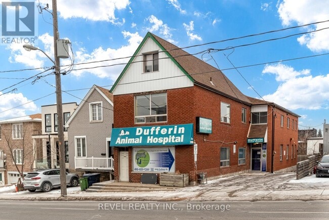 Photo - 2095 Dufferin St