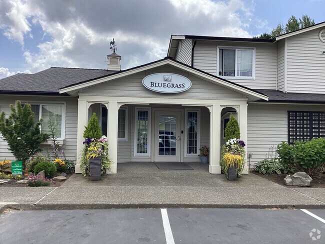 Building Photo - Bluegrass 2 bedroom 2 bath Rental