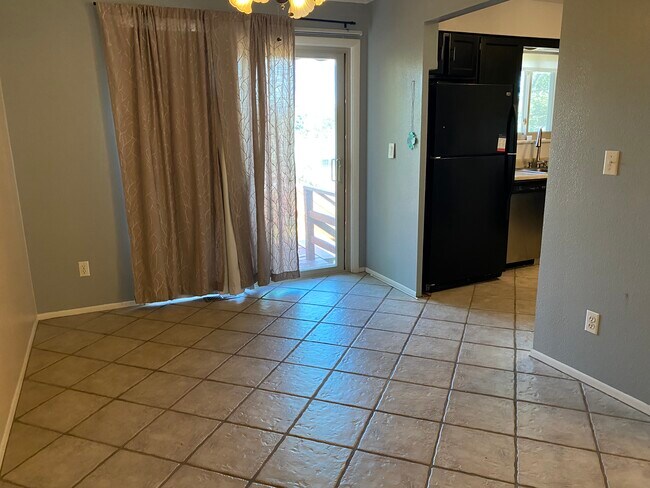 Photo - 1514 Nokomis Dr