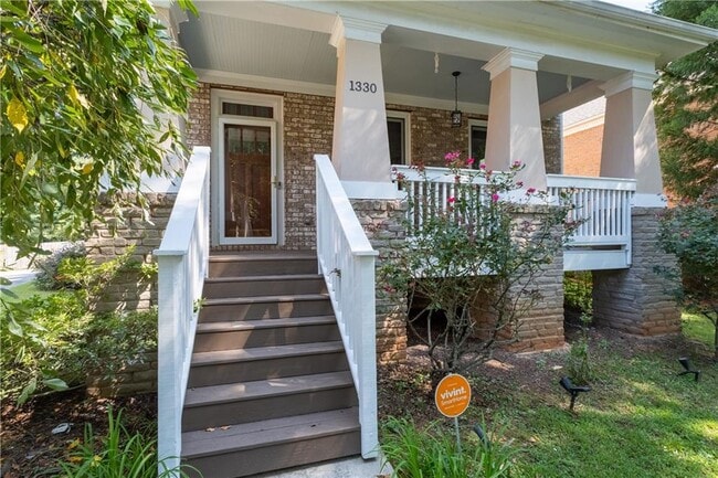 Photo - 1330 Skyhaven Rd SE