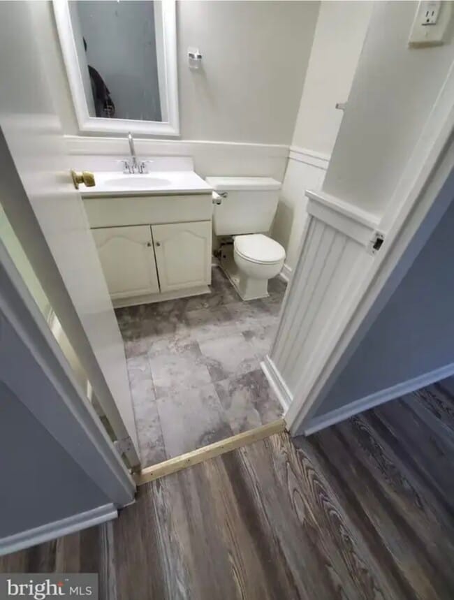 Building Photo - 401 Cooper Landing Rd Unit 427