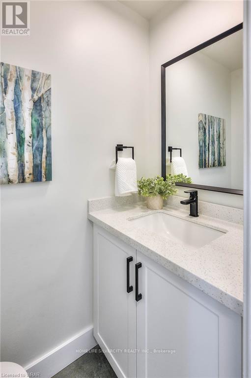 Photo - 144 Jansen Ave