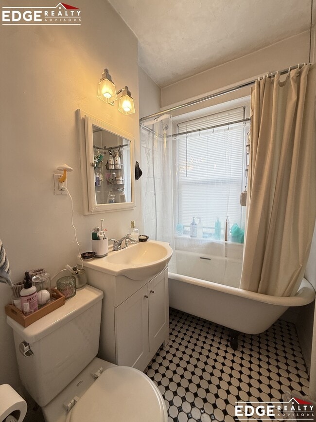 Photo - 130 Brainerd Rd Unit 16