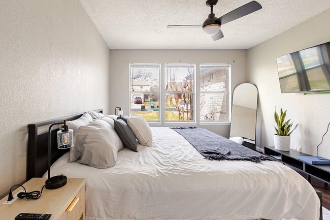 Photo - 6101 Parkwood Dr Unit SI ID1496025P