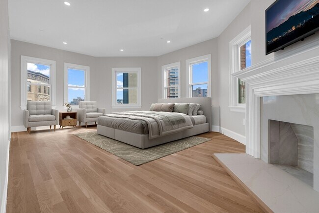 Photo - 1396 Beacon St Unidad 3rd Floor