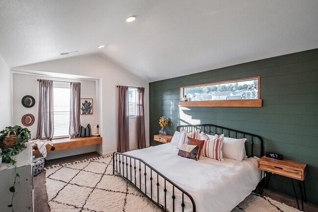 Photo - Beautiful 3 Bedroom on Large Corner Lot!