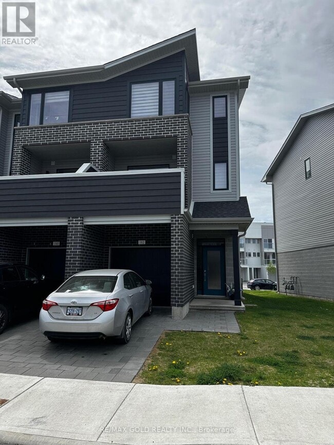 Photo - 177 Edgevalley Rd