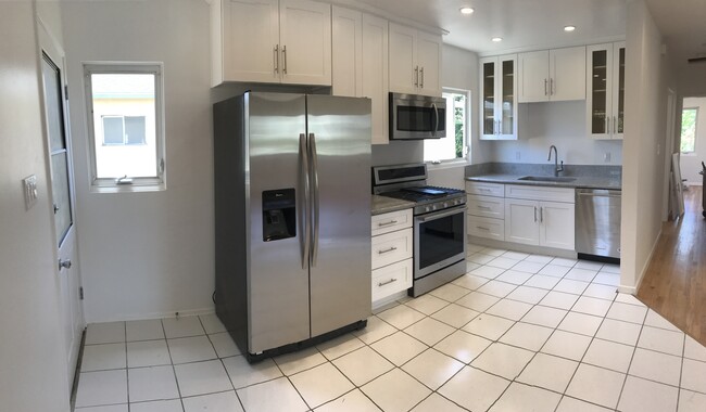 Photo - 2010 Virginia Ave