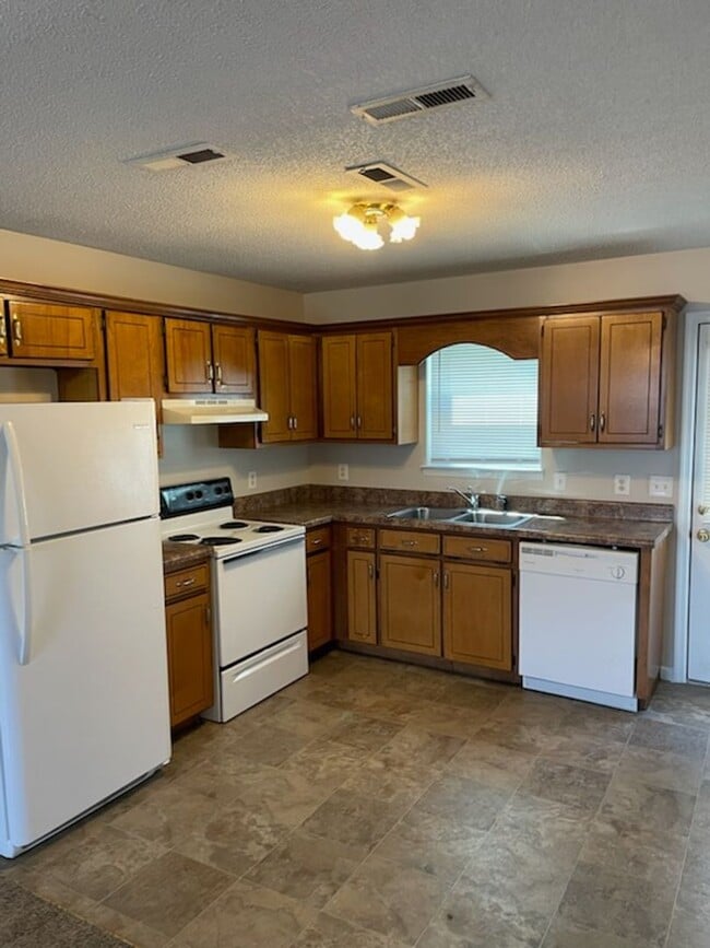 Photo - MOUSE CREEK RD 5719-5721 Unit 5719