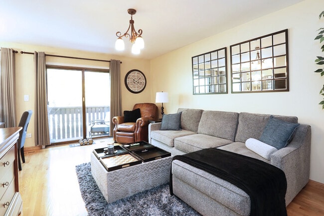 Photo - 676 Cross Creek Dr N Unit B2