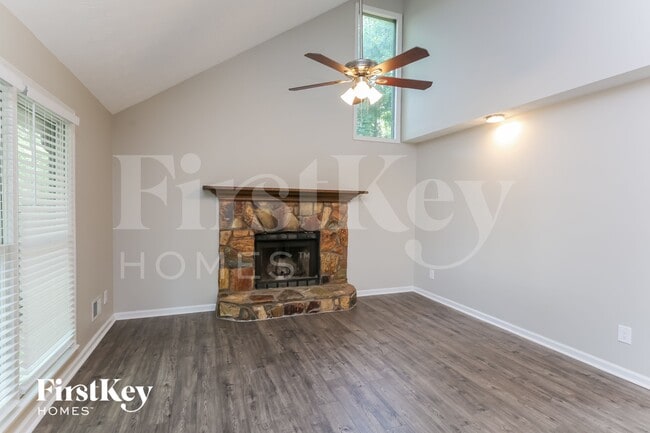 Photo - 5417 Hulsey Cir