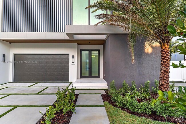 Building Photo - 6818 NW 104th Ct Rental