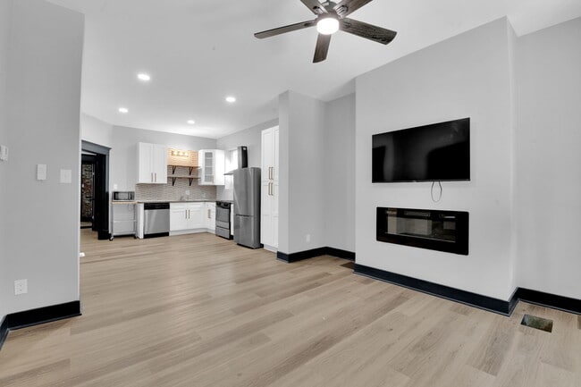 Building Photo - 3608 Nebraska Ave Rental